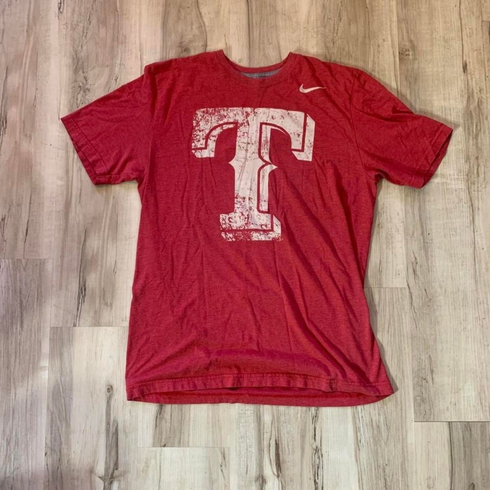 Vintage Nike Texas Rangers cotton tshirt